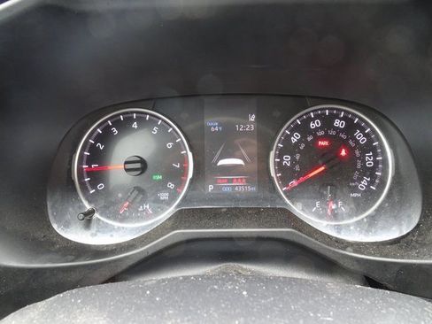 Used 2019 Toyota RAV4 XLE image 12