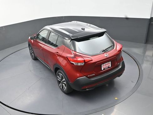 Used 2019 Nissan Kicks SR w/ SR Premium Package FWD image 44
