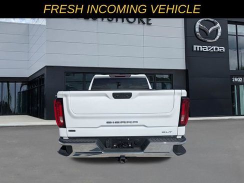 Used 2024 GMC Sierra 1500 SLT RWD image 4