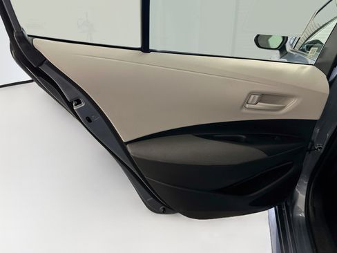 Used 2025 Toyota Corolla LE FWD image 27