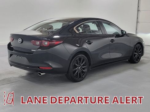 Used 2025 MAZDA MAZDA3 s image 8