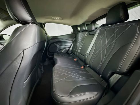 Certified 2022 Ford Mustang Mach-E Select image 13