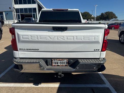 Used 2022 Chevrolet Silverado 1500 LTZ image 3