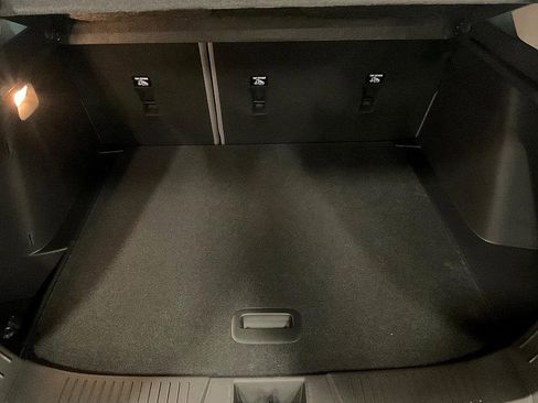 New 2026 Chevrolet Trax ACTIV w/ Sunroof Package image 17