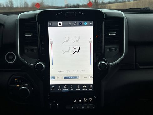 Used 2024 RAM 2500 Big Horn w/ Night Edition image 28