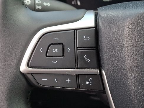 Used 2026 Toyota Grand Highlander AWD image 23