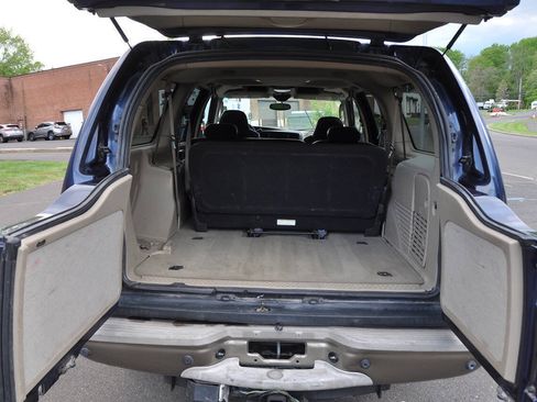 Used 2005 Ford Excursion Eddie Bauer RWD image 40