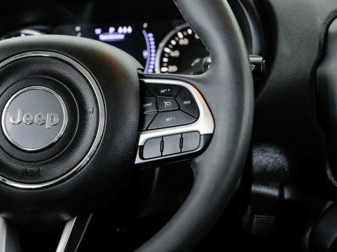 Used 2019 Jeep Renegade Latitude image 14