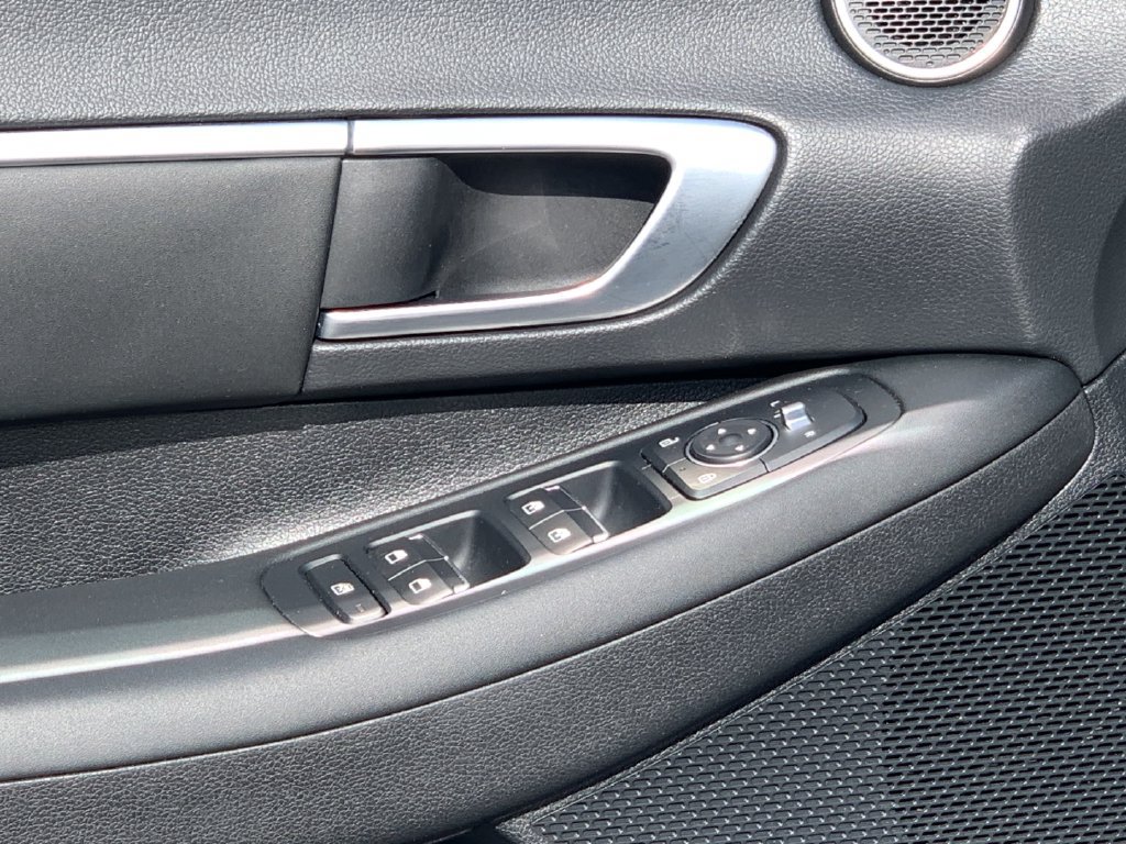 Used 2020 Hyundai Sonata SEL FWD image 12