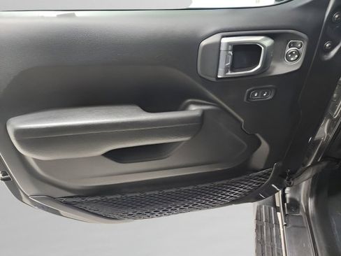 Used 2023 Jeep Wrangler Unlimited Rubicon image 20