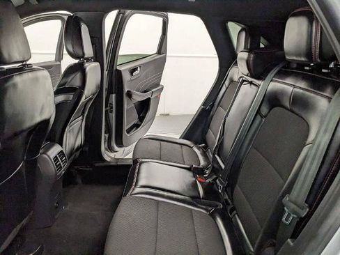 Certified 2024 Ford Escape ST-Line AWD/4WD image 35
