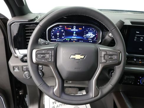 Used 2024 Chevrolet Silverado 2500 High Country w/ High Country Premium Package image 11