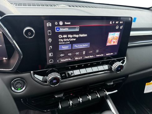 New 2026 GMC Canyon Elevation w/ Convenience Package image 12