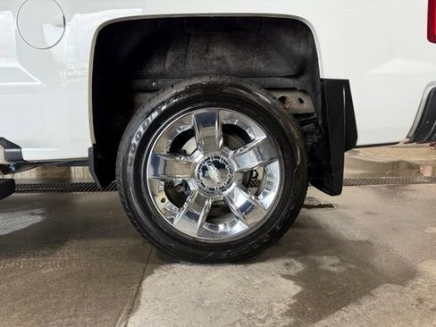 Used 2018 Chevrolet Silverado 1500 LTZ w/ Sport Package AWD/4WD image 26