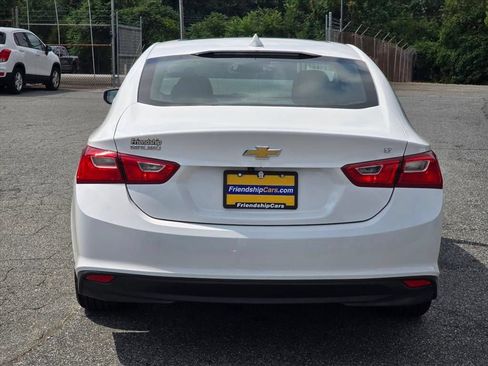 Used 2023 Chevrolet Malibu LT FWD image 25