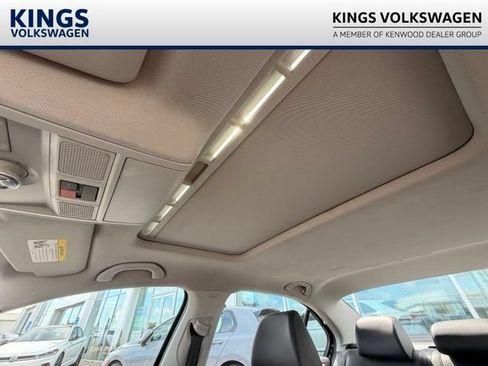 Used 2015 Volkswagen Jetta SE FWD image 31