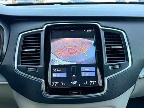 Used 2022 Volvo XC90 T5 Momentum w/ Climate Package image 27