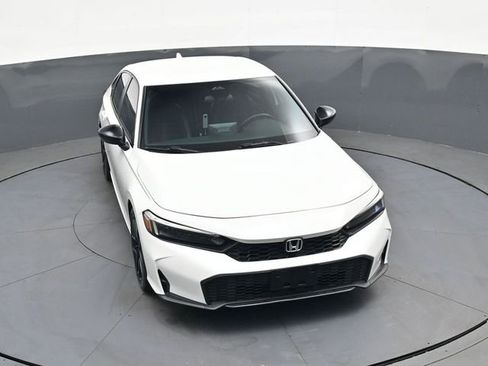 Used 2025 Honda Civic Sport image 29