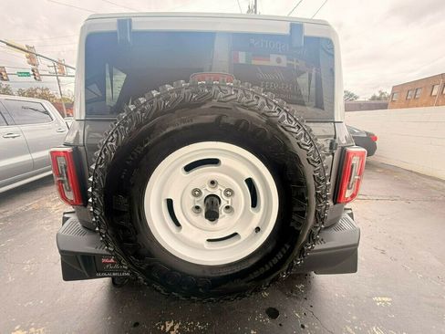 Used 2023 Ford Bronco Heritage Edition image 4