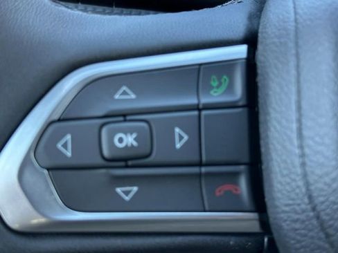 New 2026 Jeep Compass Latitude image 11