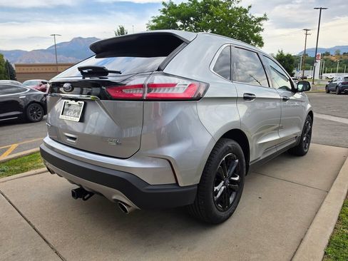 Used 2020 Ford Edge SEL AWD/4WD image 5