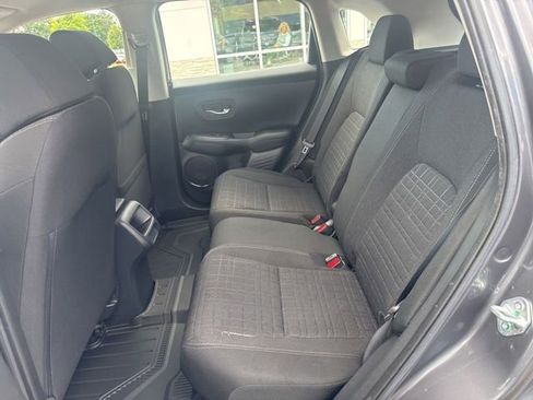 Used 2023 Honda HR-V LX image 16