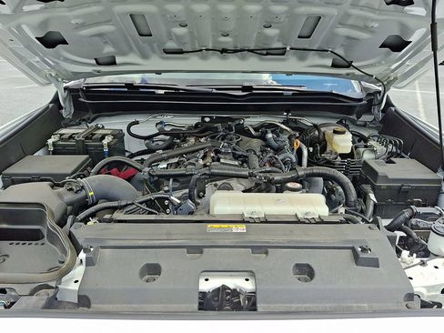 Certified 2024 Toyota Tacoma SR5 AWD/4WD image 27