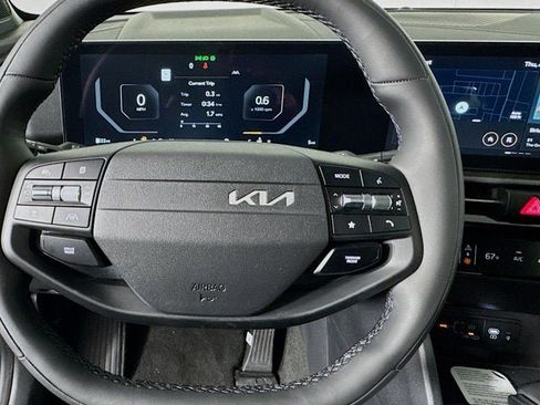 New 2026 Kia Sportage X-Line AWD/4WD image 14