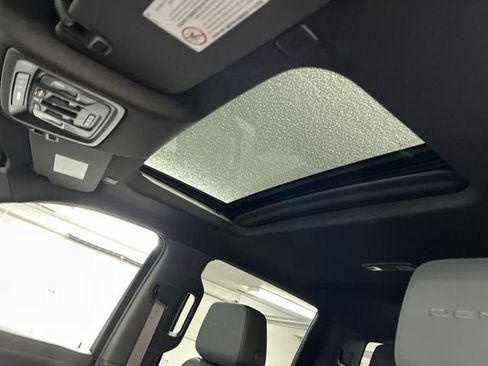 Used 2021 GMC Sierra 2500 Denali w/ Denali Ultimate Package AWD/4WD image 19