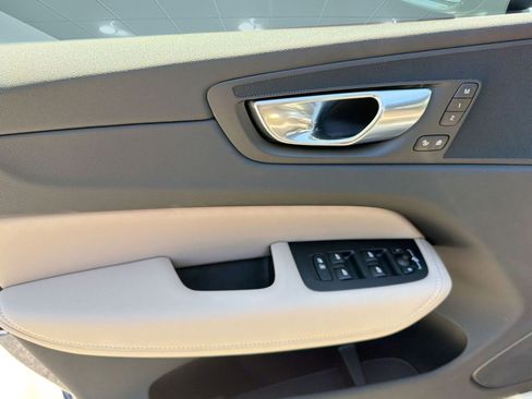 New 2026 Volvo XC60 B5 Core w/ Climate Package AWD/4WD image 13