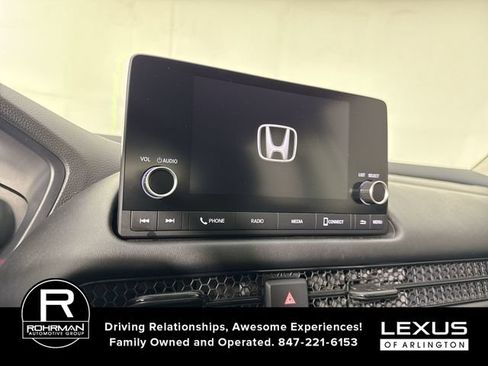 Used 2023 Honda HR-V LX image 6