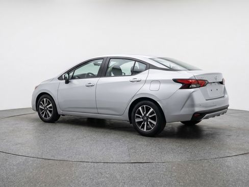 Used 2025 Nissan Versa SV FWD image 6
