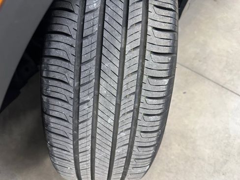 Certified 2023 Buick Encore GX Preferred w/ Cold Weather Comfort Package image 35