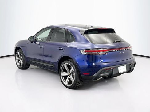 Used 2026 Porsche Macan AWD/4WD image 3