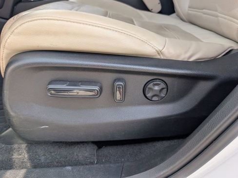 Used 2020 Honda CR-V EX-L image 16