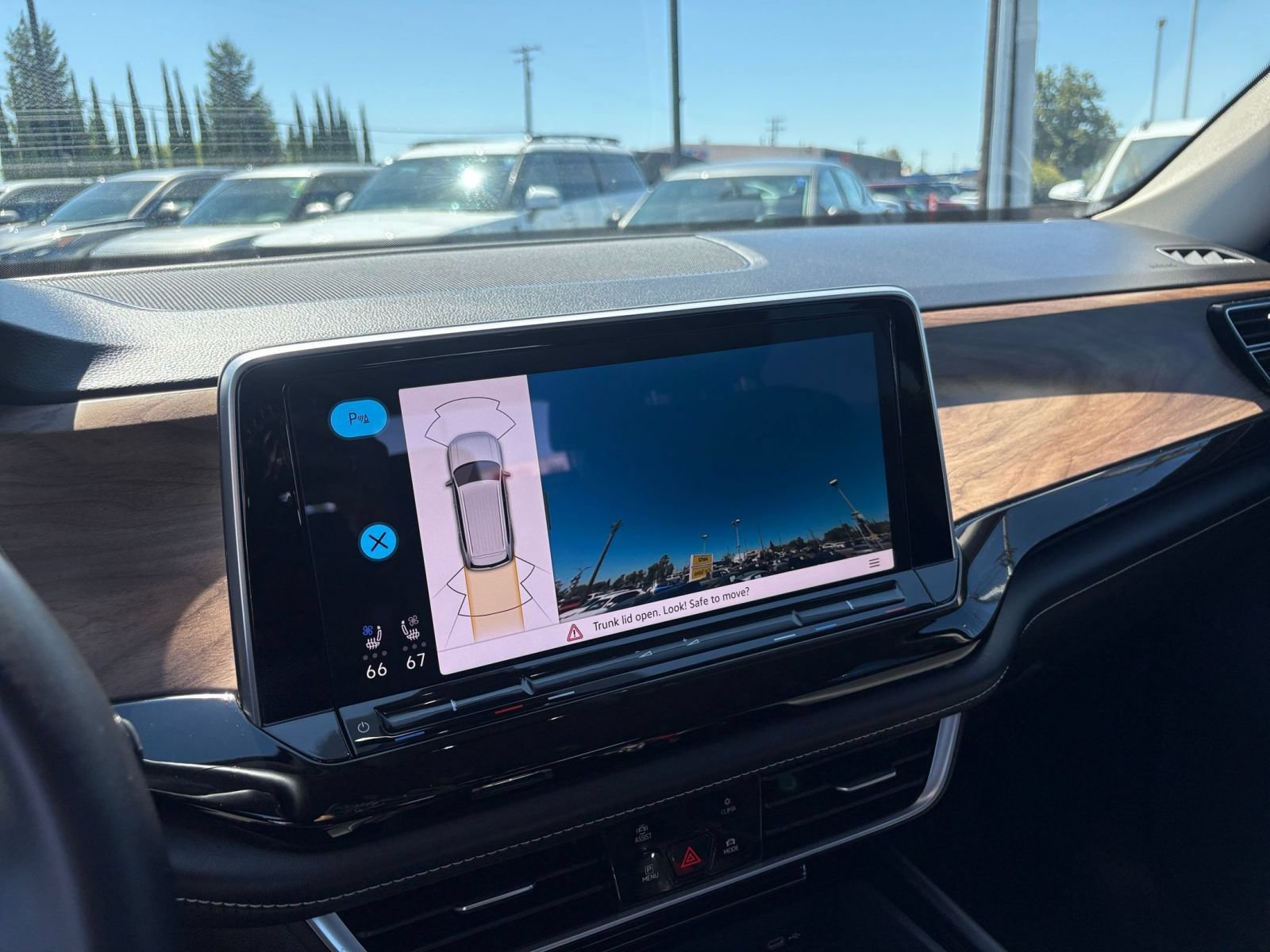 Used 2026 Volkswagen Atlas SE FWD image 26