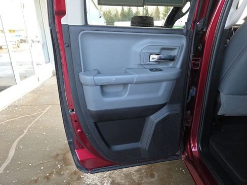 Used 2018 RAM 1500 Big Horn image 40