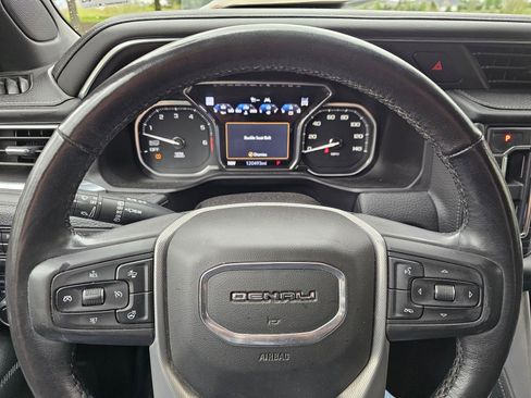 Used 2021 GMC Yukon XL Denali w/ Denali Premium Package AWD/4WD image 22