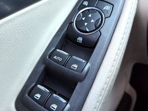 Used 2012 Ford Explorer Base 4WD w/ Class III Trailer Tow Pkg image 26