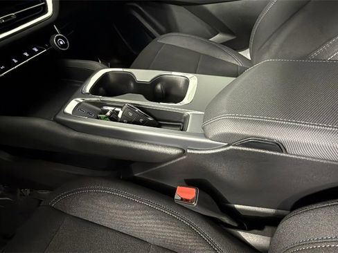 Used 2026 Chevrolet Equinox EV LT image 23