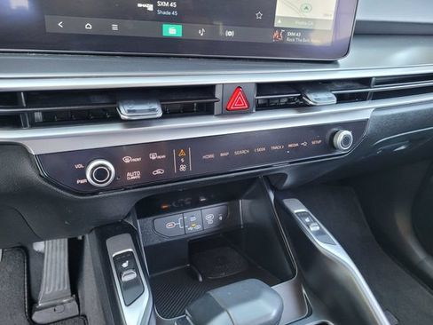 Certified 2024 Kia Sorento S AWD/4WD image 22