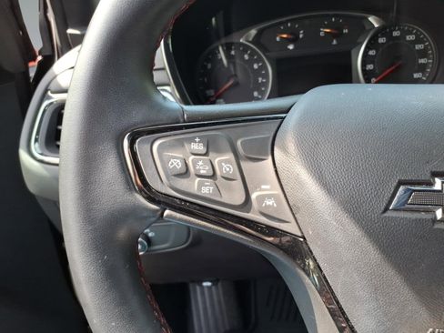 Used 2023 Chevrolet Equinox RS AWD/4WD image 10
