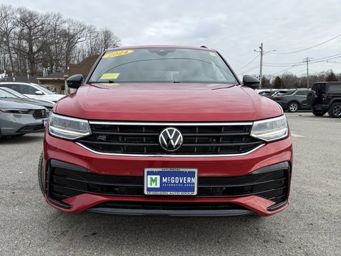 Used 2024 Volkswagen Tiguan SE R-Line image 8