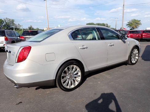 Used 2009 Lincoln MKS AWD image 6