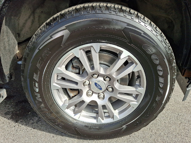 Used 2019 Ford F150 Lariat AWD/4WD image 9