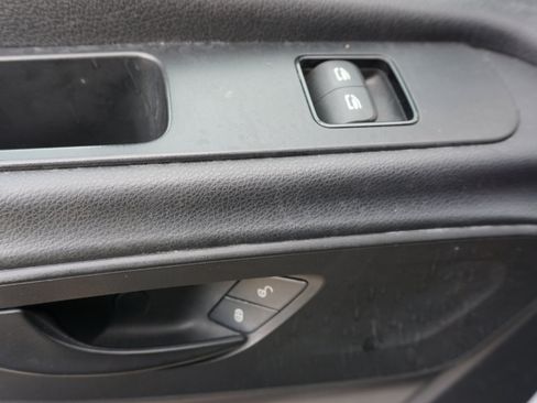 Used 2019 Freightliner Sprinter 170 image 23