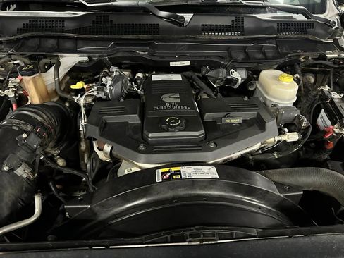 Used 2018 RAM 3500 Laramie w/ Sport Appearance Group image 20