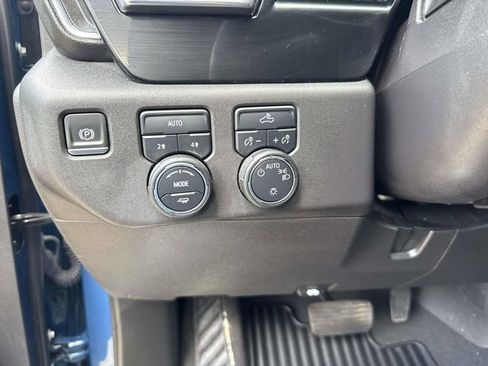 Used 2024 Chevrolet Silverado 1500 LT AWD/4WD image 28