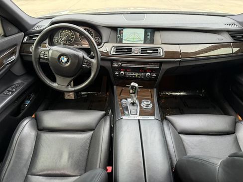 Used 2012 BMW 750i RWD image 12