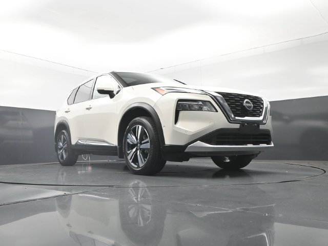 Certified 2023 Nissan Rogue Platinum w/ Platinum Premium Package AWD/4WD image 33